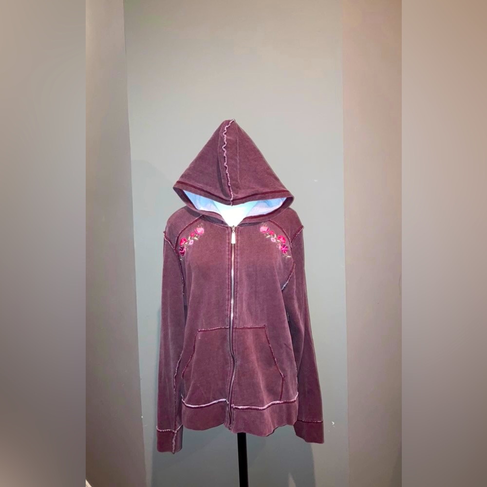 Beautiful embroidered jacket.